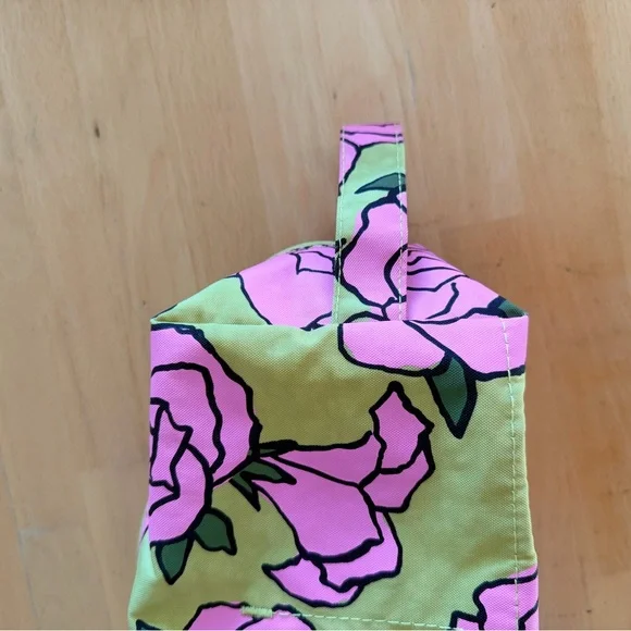 BAGGU Floral Pink and Green Cosmetic Bag - Picture 4 of 5